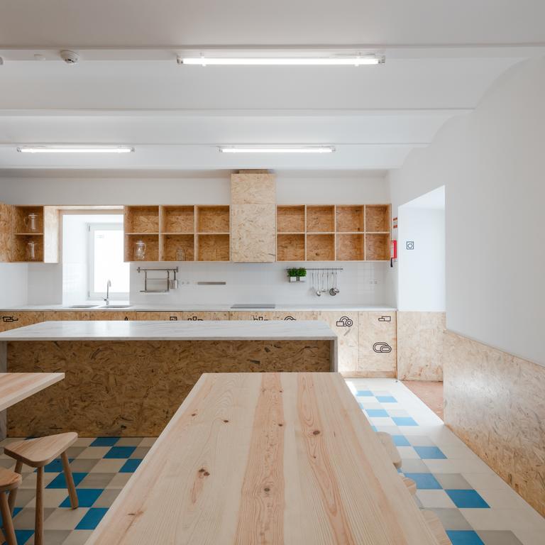 Hostel Conii & Suites Algarve Quarteira Extérieur photo