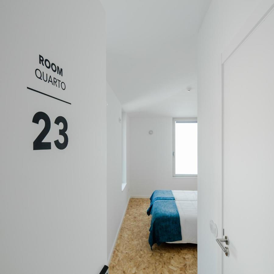 Hostel Conii & Suites Algarve Quarteira Extérieur photo